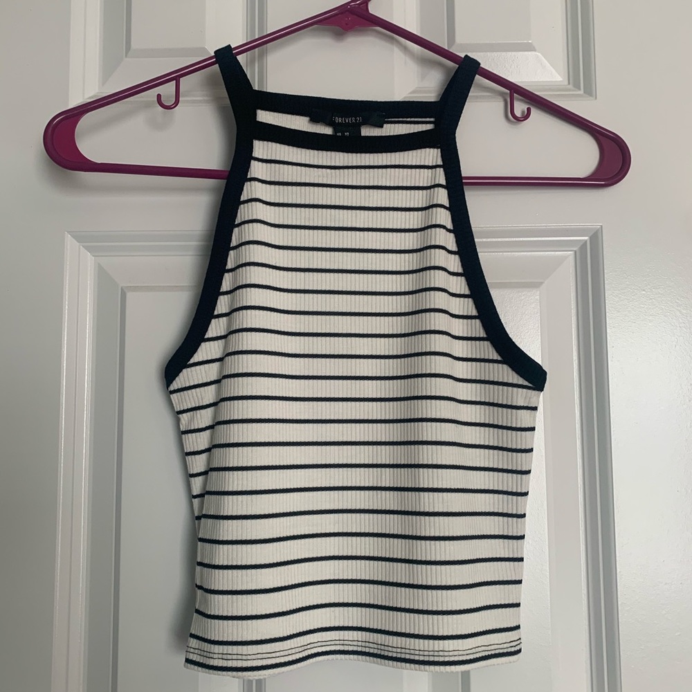 🖤🤍 Cropped Striped Halter Top